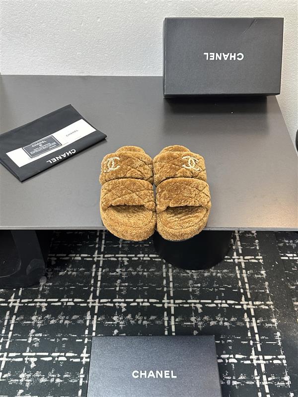 20251128184432980 290